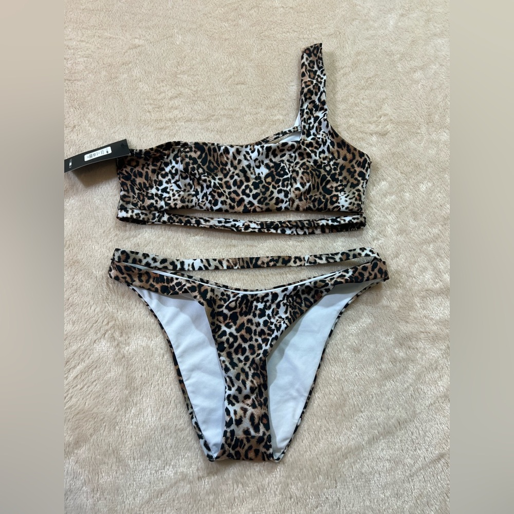NWT Fashion Nova Leopard Tropical Instinct Two Piece Bikini Set M